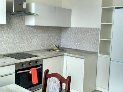 квартира за адресою Перлинна вул., 7