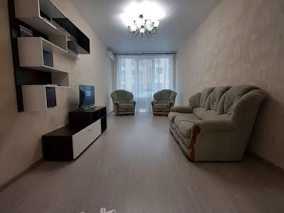 квартира за адресою Олександрівська вул., 1