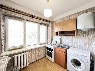 квартира по адресу Дарницкий бульв., 13