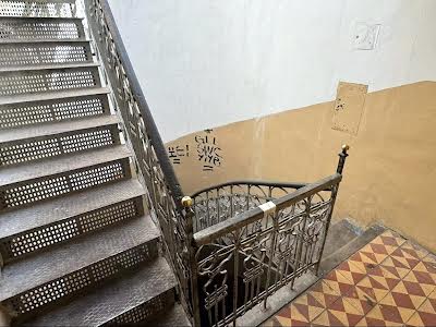 квартира по адресу Братьев Рогатинцев ул., 7