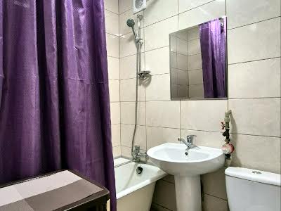 квартира за адресою Перемоги вул., 115