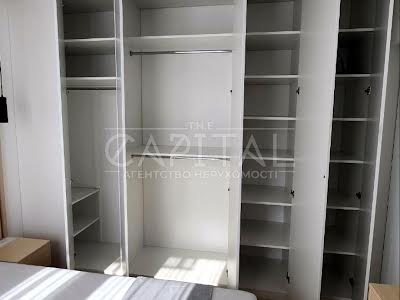 квартира за адресою Зарічна вул., 4к2