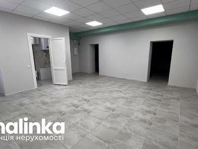 комерційна за адресою Жасминова вул., 11