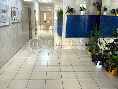 квартира по адресу Ревуцкого ул., 7в