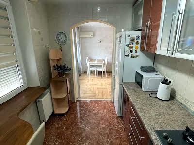 квартира за адресою Дерев'янка вул., 3б