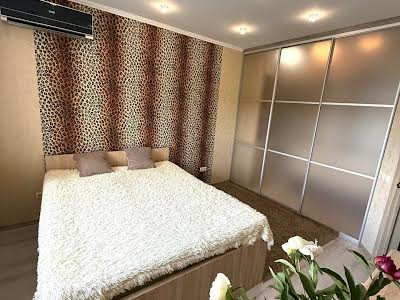 квартира за адресою Лісова вул., 50