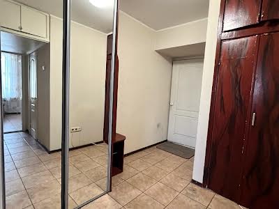 квартира за адресою Митрополита Андрея Шептицького вул. (Анатолія Луначарського), 7