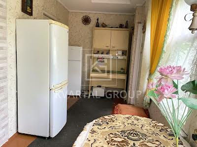 дом по адресу горіхова, 58