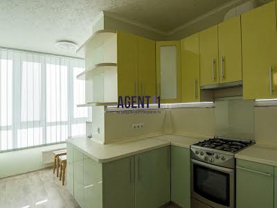 квартира за адресою Миру вул., 11-А