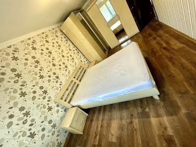 квартира за адресою Південна вул., 52