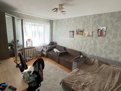 квартира за адресою Новгород-Сіверська вул. (Новгородська), 3