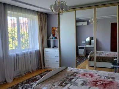 квартира за адресою Червоної Калини просп., 10