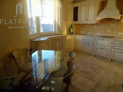 квартира за адресою Степана Рудницького вул. (Академіка Вільямса), 3/7