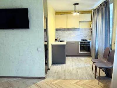 квартира за адресою Харківське шосе, 21/3