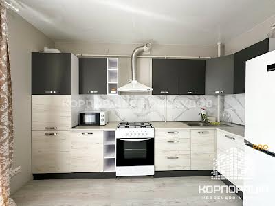 квартира по адресу Олександра Хіри ул., 4
