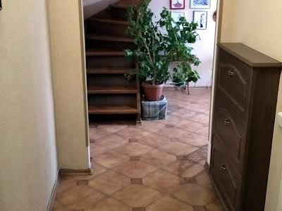 квартира за адресою Михайла Стельмаха вул., 6
