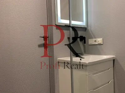 квартира по адресу Набережно-Крещатицкая ул., 3-А