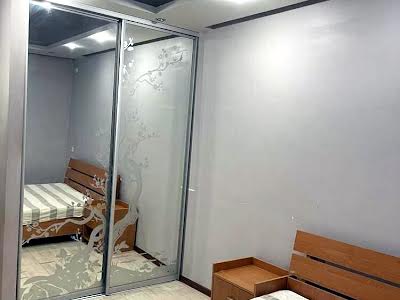 квартира за адресою Академіка Янгеля вул., 13