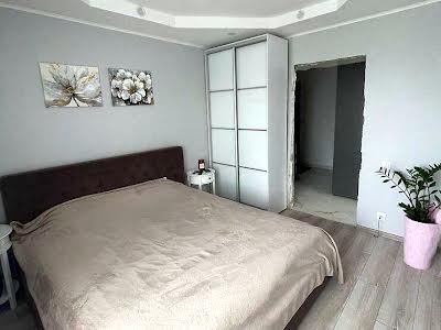 квартира по адресу Шкільний пер., 4