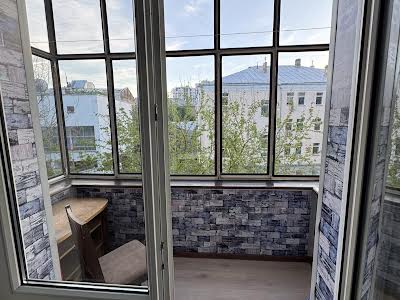 квартира за адресою Рейтарська вул., 35