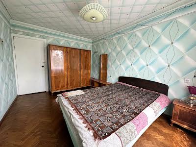 квартира за адресою Мілютенка вул., 40/16