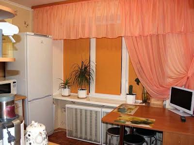 квартира за адресою Депутатська вул., 25