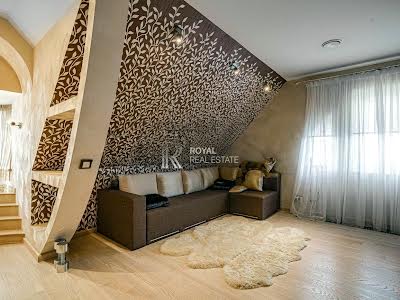 будинок за адресою с. Вишеньки, Садова вул., 3