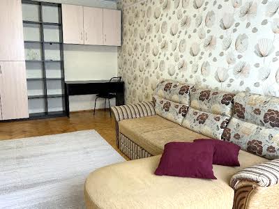 квартира за адресою Западинська вул., 3-Б
