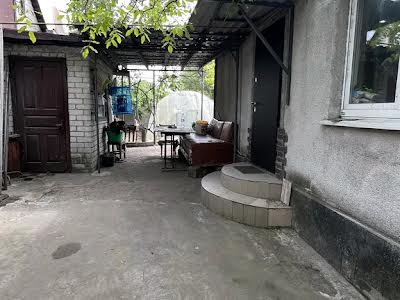 будинок за адресою Янтарна вул., 22