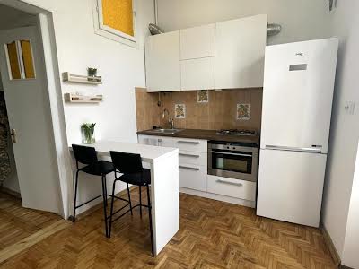 квартира за адресою Миколи Садовського вул., 7