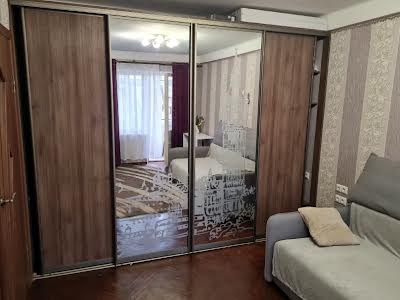 квартира за адресою Миколи Кибальчича вул., 6
