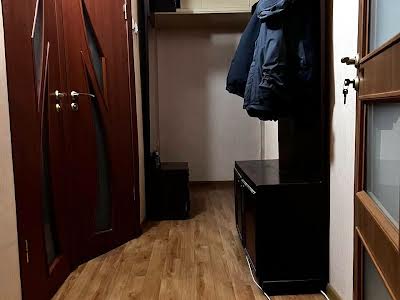 квартира за адресою Остапа Вишні вул., 7
