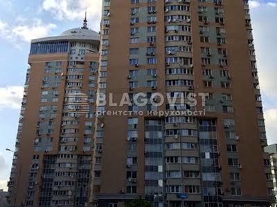 квартира за адресою Раїси Окіпної вул., 10б