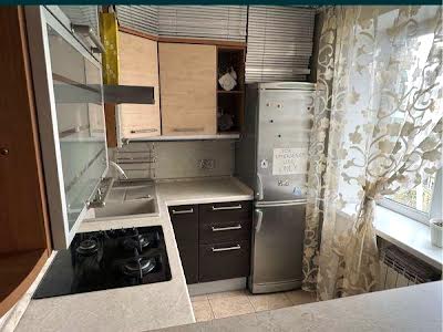 квартира за адресою Набережно-Хрещатицька вул., 35 А