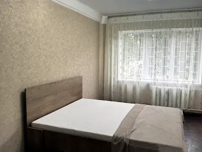 квартира за адресою Дарницький бульв., 15