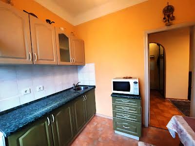 квартира за адресою Пр. Мира, 6