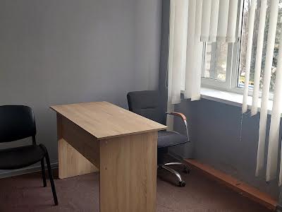 коммерческая по адресу Героев просп., 81
