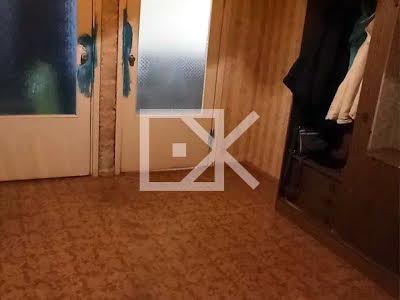 квартира за адресою Каштанова вул., 3
