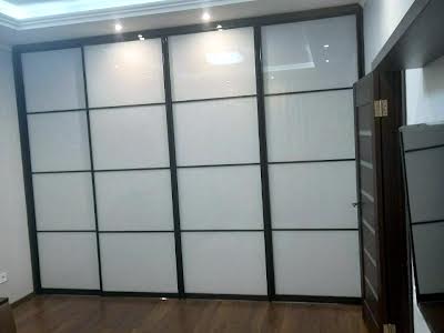 квартира за адресою Повстанська вул., 3
