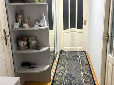 квартира за адресою Кирила Трильовського вул., 22