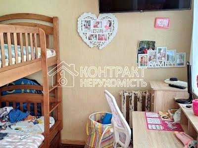 квартира за адресою Ашгабадська вул., 10
