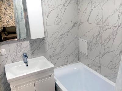 квартира за адресою Озерна вул., 27а