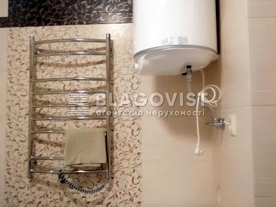 квартира по адресу Ревуцкого ул., 9