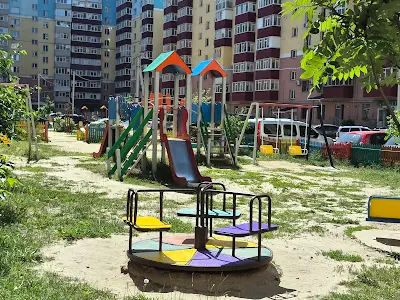 квартира за адресою Лушпи, 5 к 25