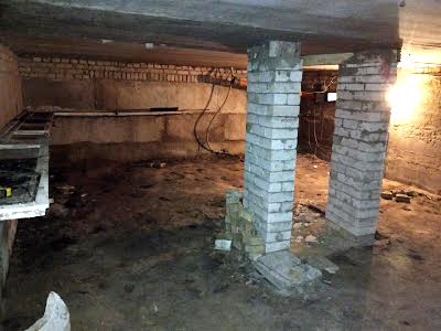 дом по адресу Визволителів ул. (Партизанська)