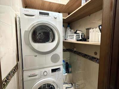 квартира за адресою Регенераторна вул., 4 к1
