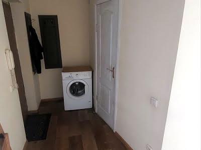 квартира за адресою Новодарницька вул., 27