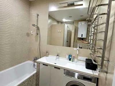 квартира за адресою Драгоманова вул., 2