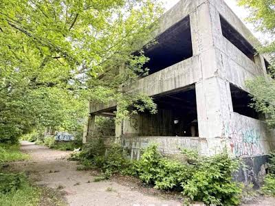 комерційна за адресою Новомиколаївська вул., 1