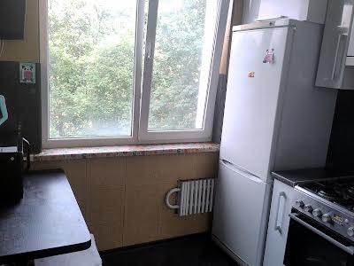 квартира за адресою Бучми вул. (Командарма Уборевича), 42б